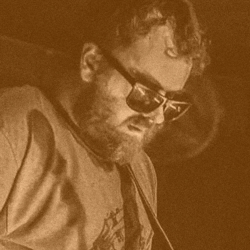 Travis Corcoran Lead Guitar, Vocals